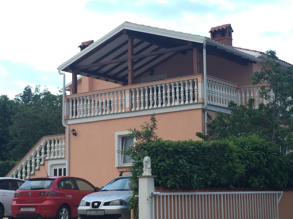 Apartment Summer 1 Pula Exterior foto